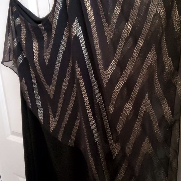 Little Black Dress - Picture 2 of 2